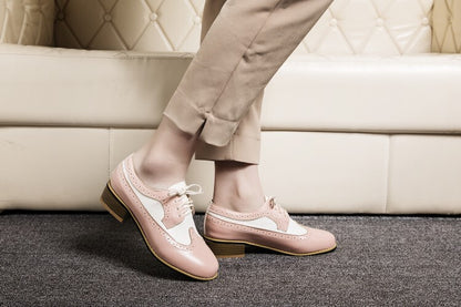 Women's Pointed Toe Bicolor Lace-Up Oxford Shoes