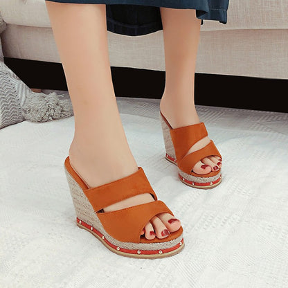 Women's Solid Color Rivets Woven Wedge Heel Platform Sandals