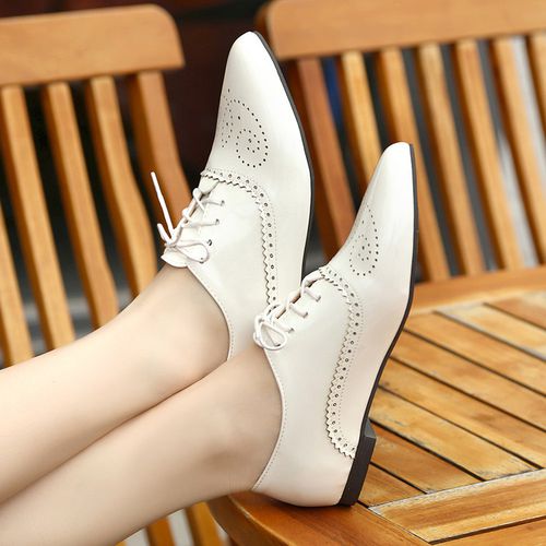 Women Laser Pointed Toe Flats Shoes