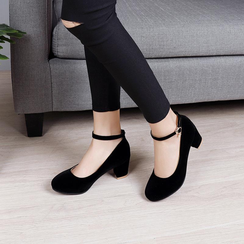 Woman Ankle Strap High Heeled Round Head Pumps